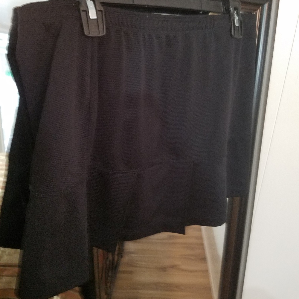 Black Swim//]⁰sports skirt